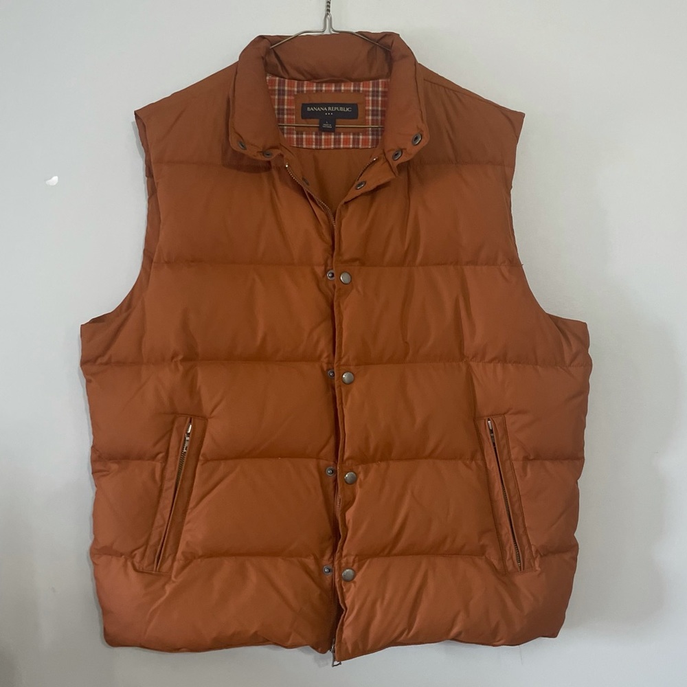 Banana Republic Down vest size Large